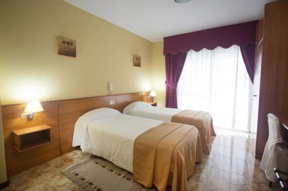 Hotel Carlos 96 เมลิเด ภายนอก รูปภาพ