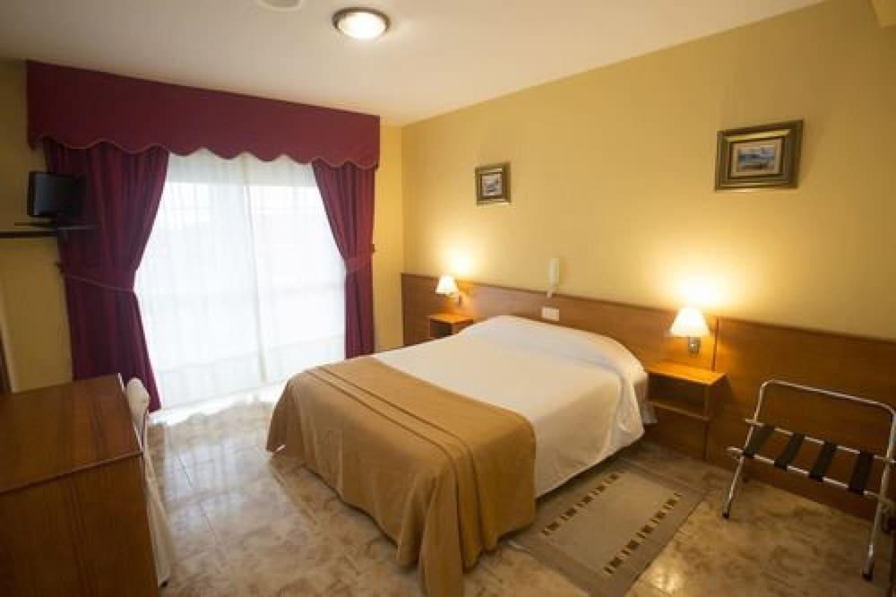 Hotel Carlos 96 เมลิเด ภายนอก รูปภาพ